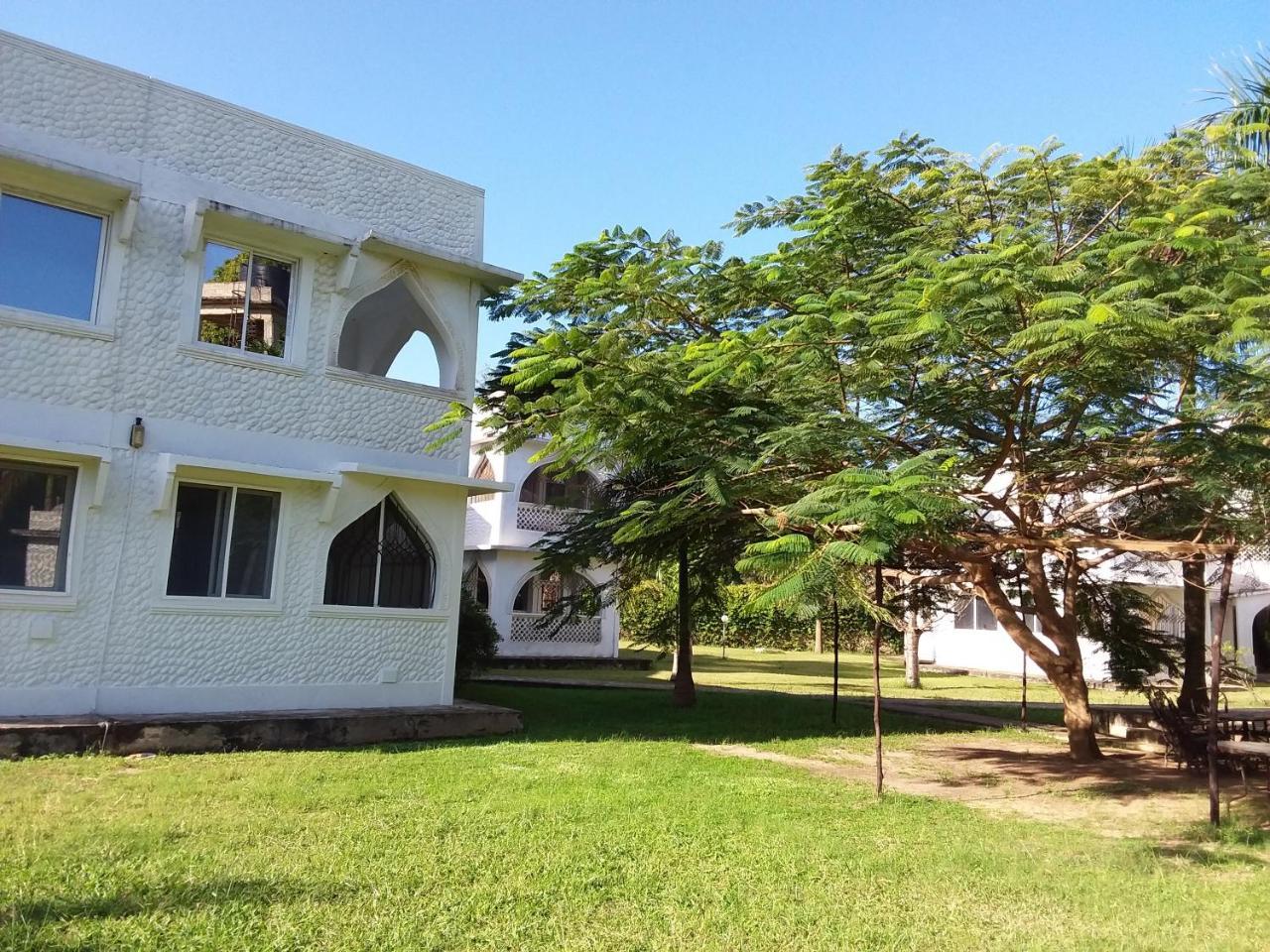 Royal Palms Apartment A4 Μομπάσα Εξωτερικό φωτογραφία